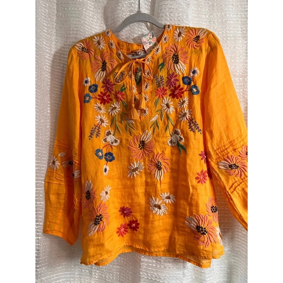 Marissa pintuck blouse size medium, Johnny Was NWT embroidered top